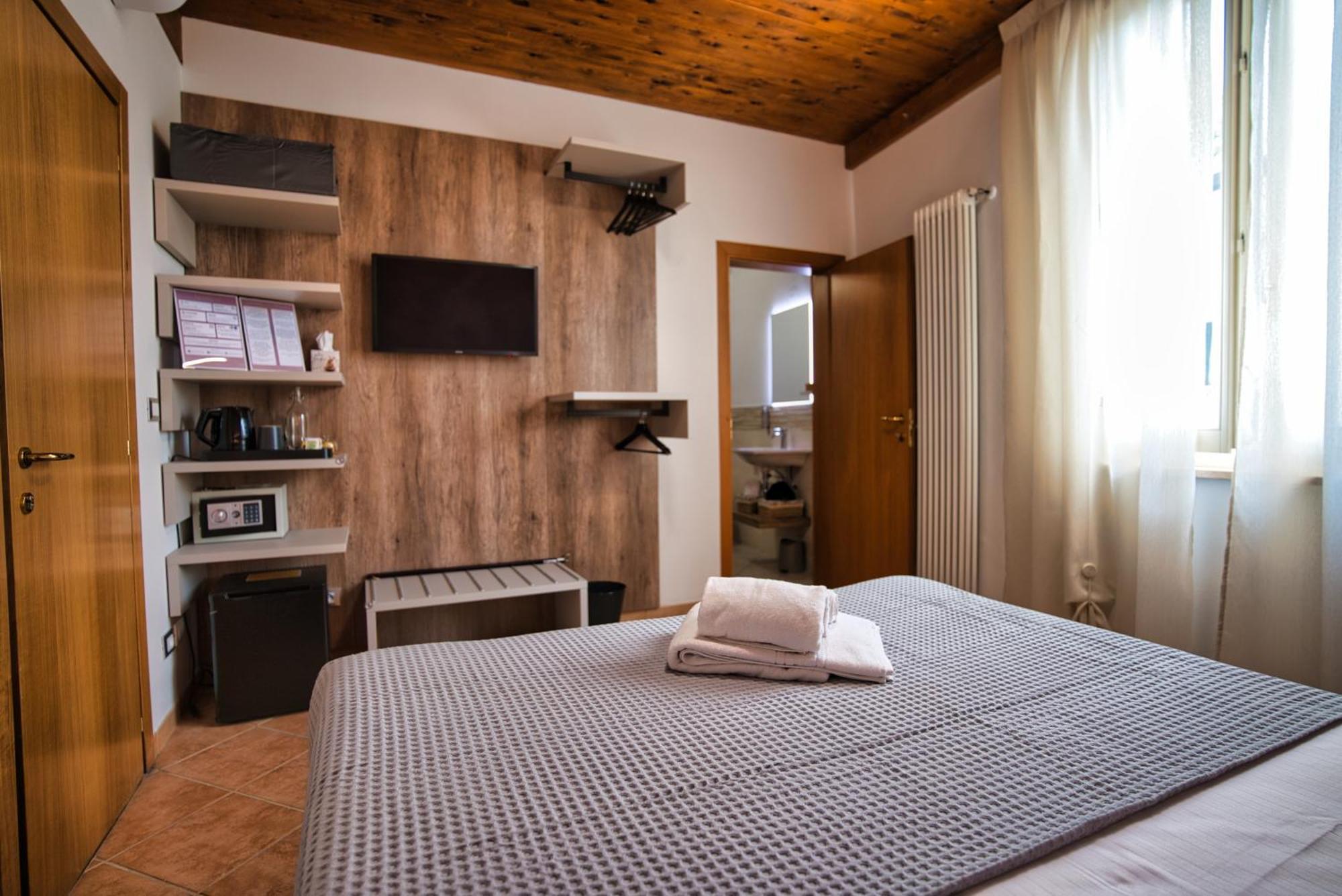Casa Lagomaggio Rímini Exterior foto